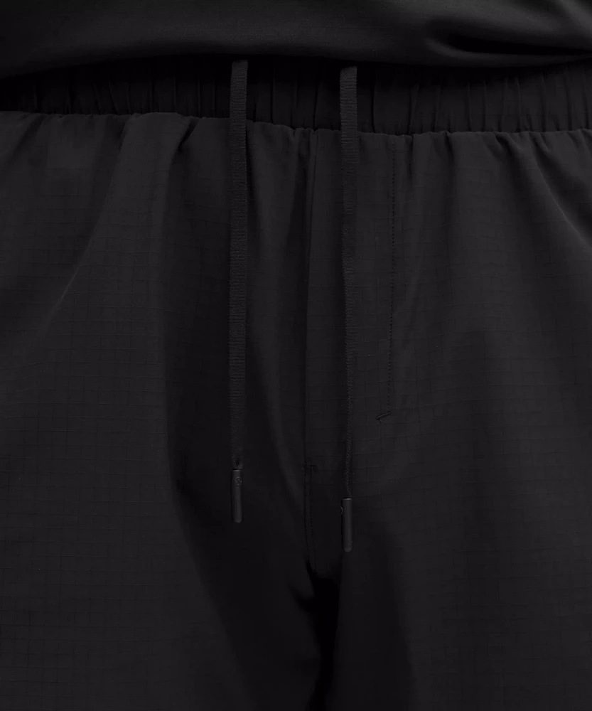 Mile Maker Run Crew Ripstop Linerless Short 6" | Men's Shorts