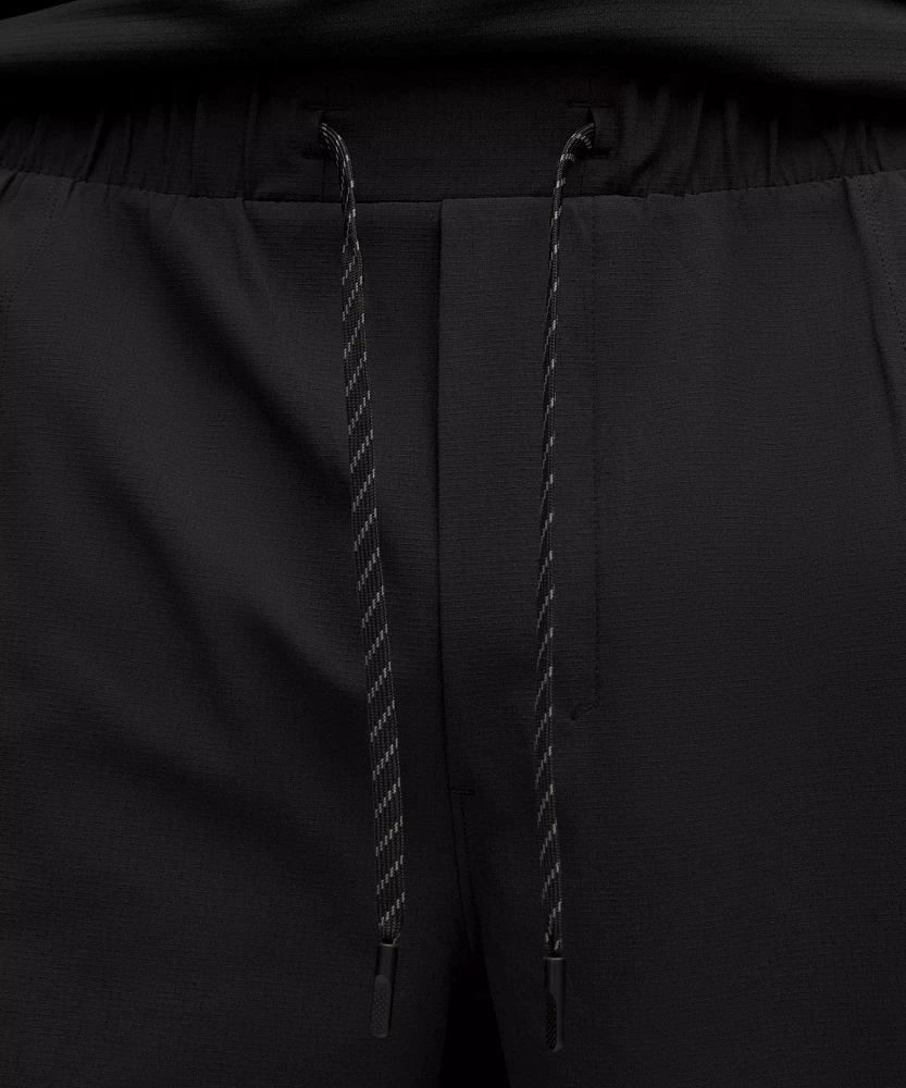 Multi-Pocket Trail Running Short 6" | Men's Shorts