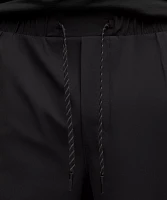 Multi-Pocket Trail Running Short 6" | Men's Shorts