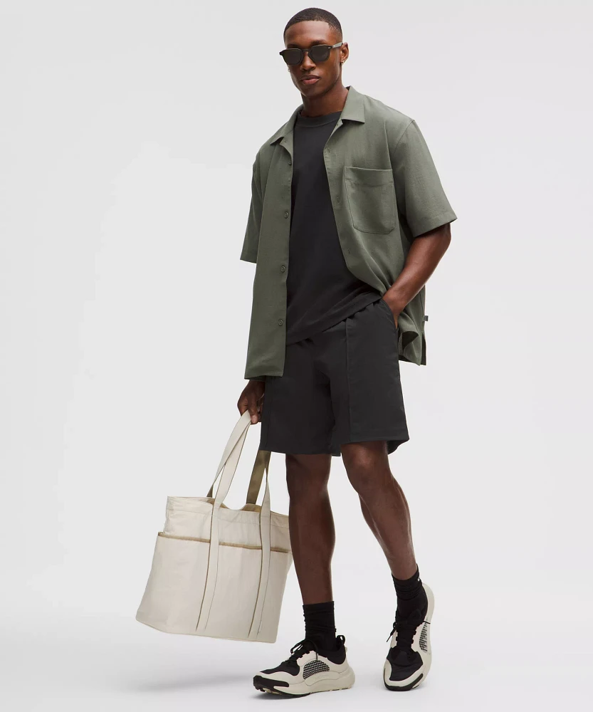 Woven Pintuck Pull-On Short 8" | Men's Shorts