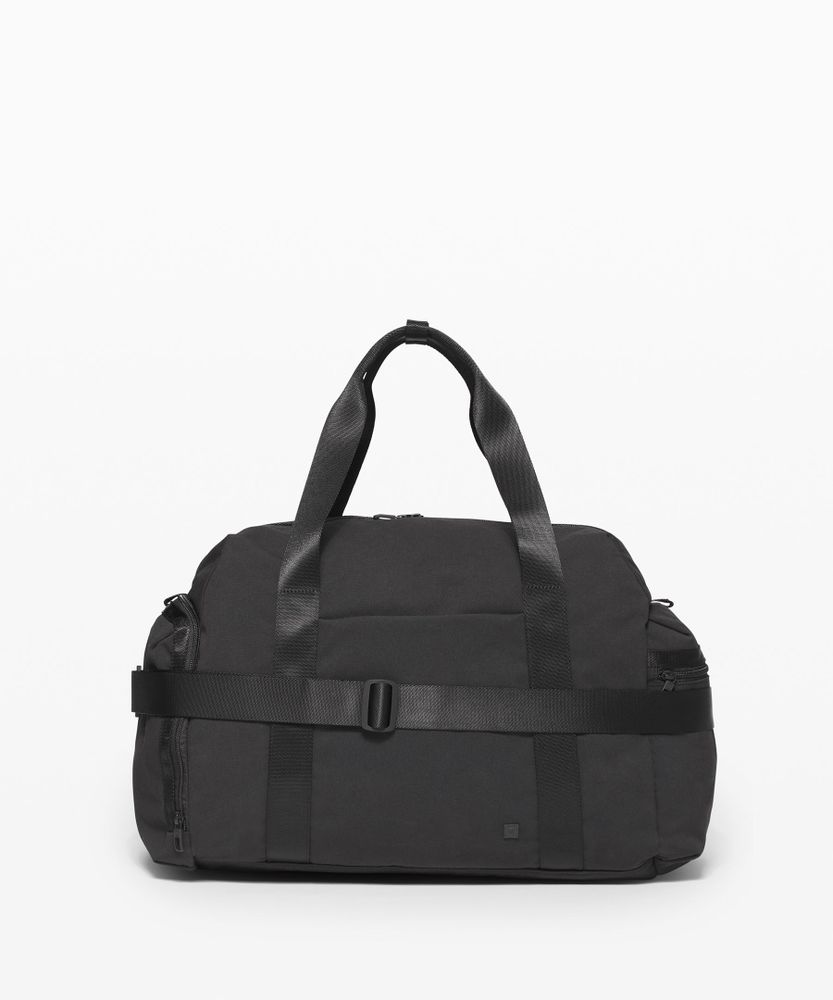 Command the Day Duffle Bag 37L | Men's Bags,Purses,Wallets