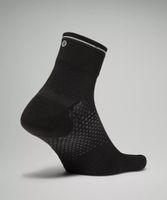 MacroPillow Ankle Running Sock *Medium Cushioning | Men's Socks