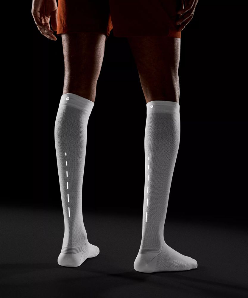 Men's MicroPillow Compression Knee-High Running Sock *Light Cushioning | Socks