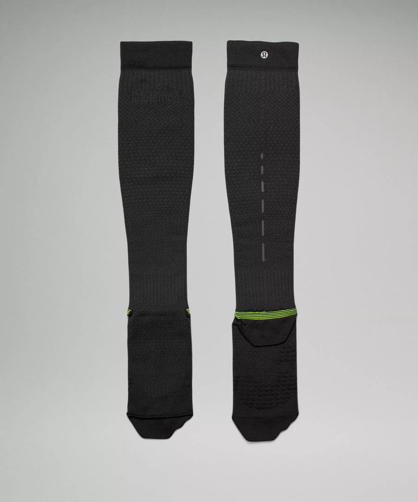Lululemon athletica Men's MicroPillow Compression Knee-High Running Socks  *Light Cushioning
