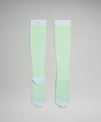 Men's MicroPillow Compression Knee-High Running Sock *Light Cushioning | Socks