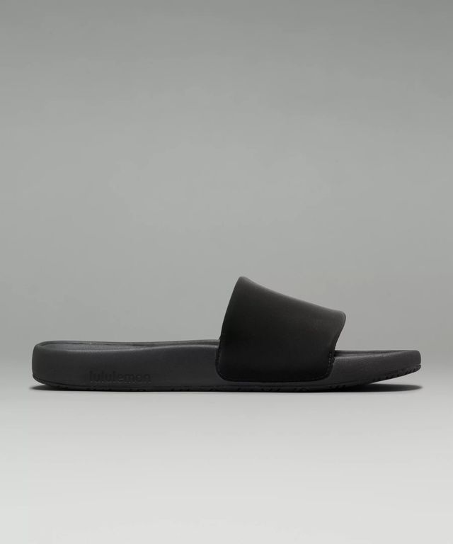 Lululemon athletica Restfeel Men's Slide | Sandals | Halifax Shopping Centre