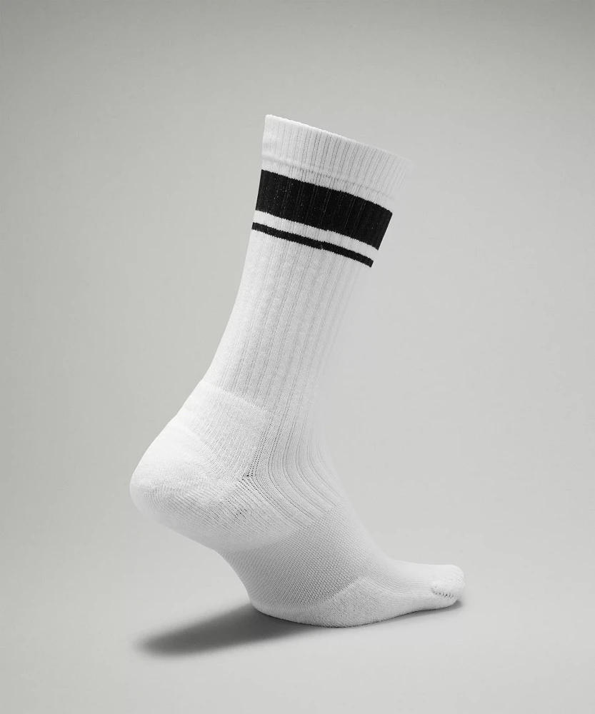 Men's Daily Stride Ribbed Comfort Crew Socks *Stripe |