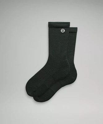 Men's Daily Stride Ribbed Comfort Crew Socks |