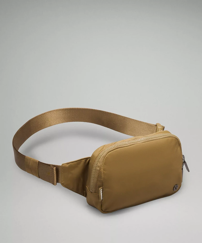 Everywhere Belt Bag Large with Long Strap 2L | Unisex Bags,Purses,Wallets