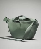 Curved Crossbody Bag 3L | Men's Bags,Purses,Wallets