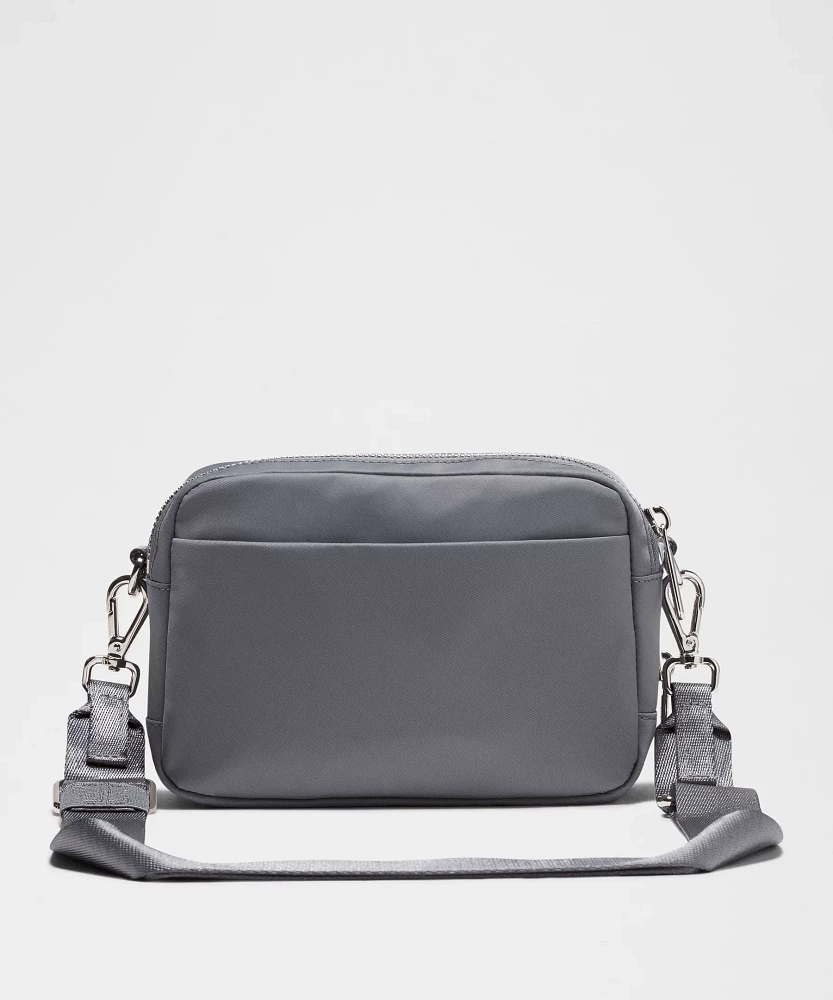 Everywhere Crossbody Bag 2L *Metal Hardware | Men's Bags,Purses,Wallets