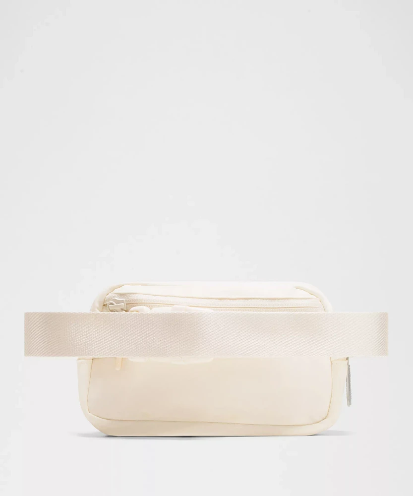 Team Canada Future Legacy Everywhere Mini Belt Bag *COC CPC Logo | Men's Bags,Purses,Wallets
