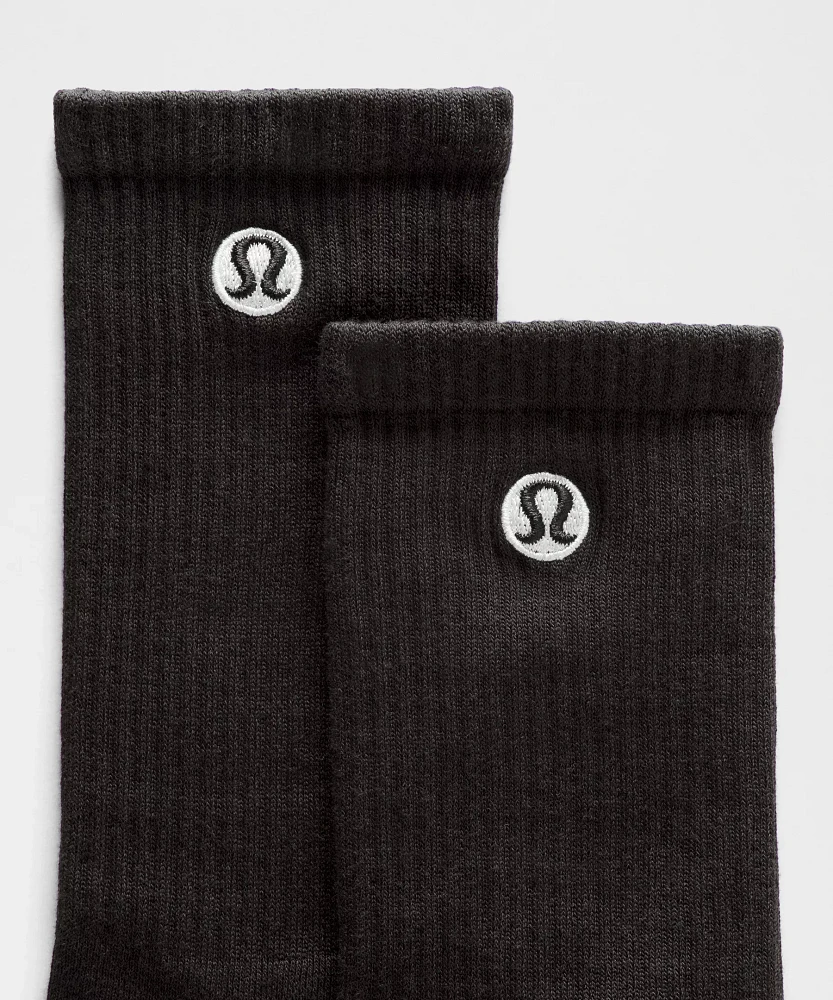 Unisex Daily Essential Crew Socks | Men's