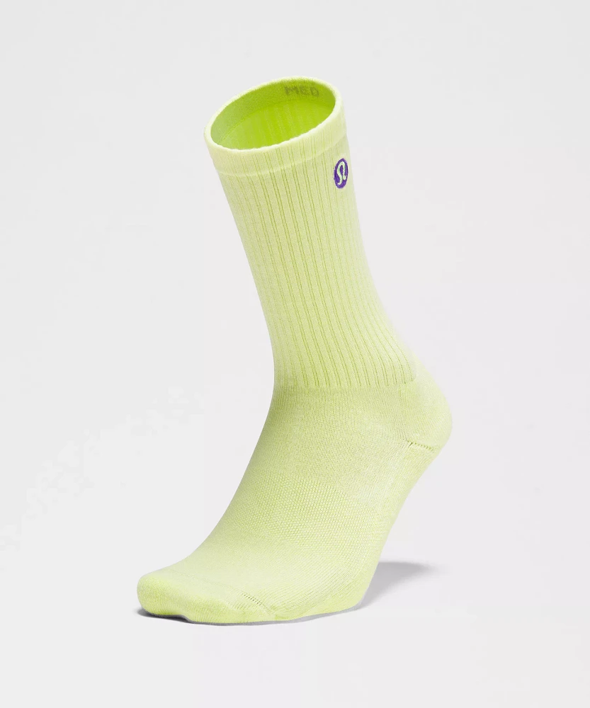 Unisex Daily Essential Crew Socks | Men's