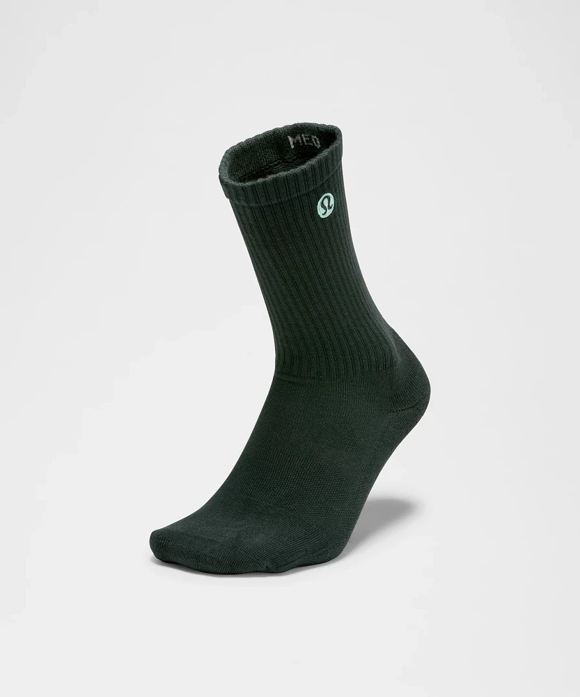 Unisex Daily Essential Crew Socks | Men's