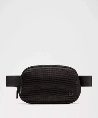Everywhere Belt Bag 1L *Knit Mesh | Men's Bags,Purses,Wallets