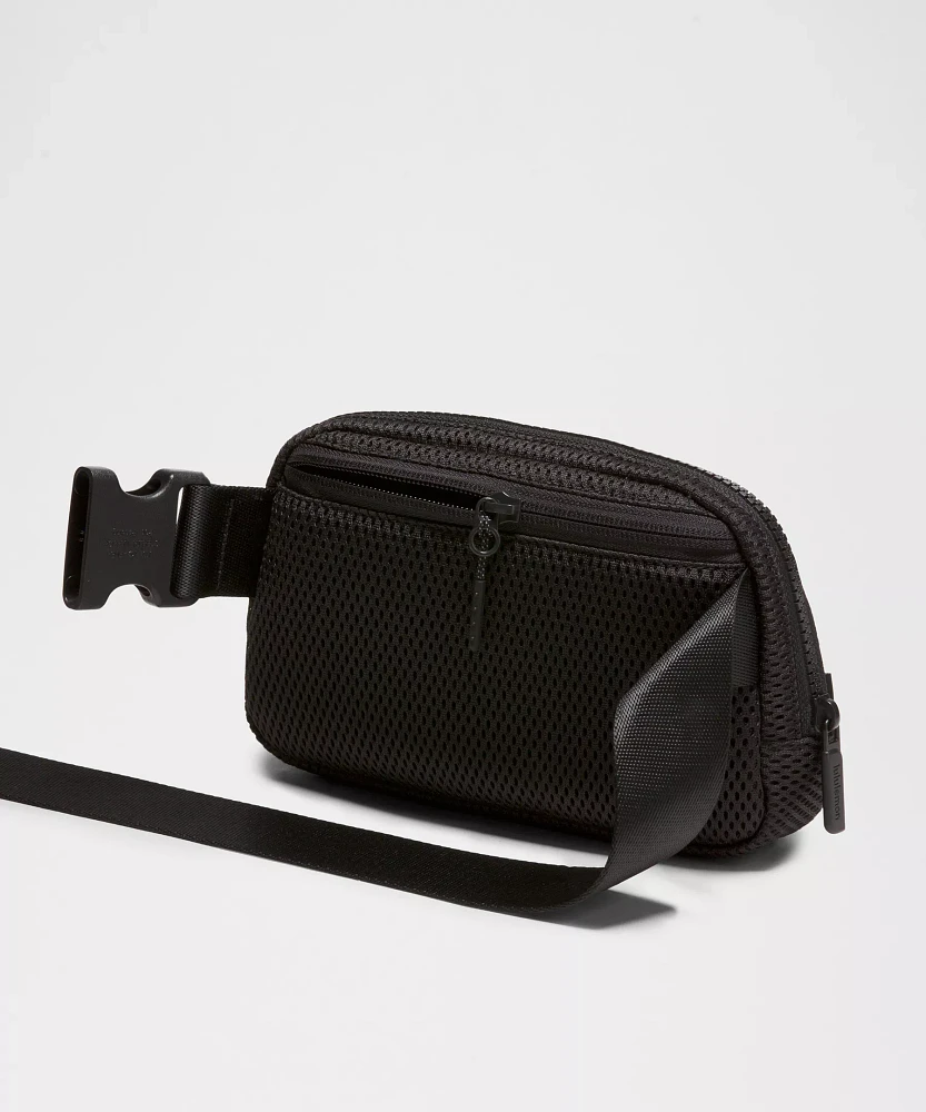 Everywhere Belt Bag 1L *Knit Mesh | Men's Bags,Purses,Wallets