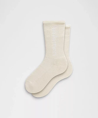 Unisex Daily Essential Crew Socks *Wordmark | Men's