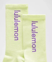 Unisex Daily Essential Crew Socks Wordmark *3 Pack |