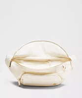 Everywhere Belt Bag Extra Large 4L *Metal | Men's Bags,Purses,Wallets