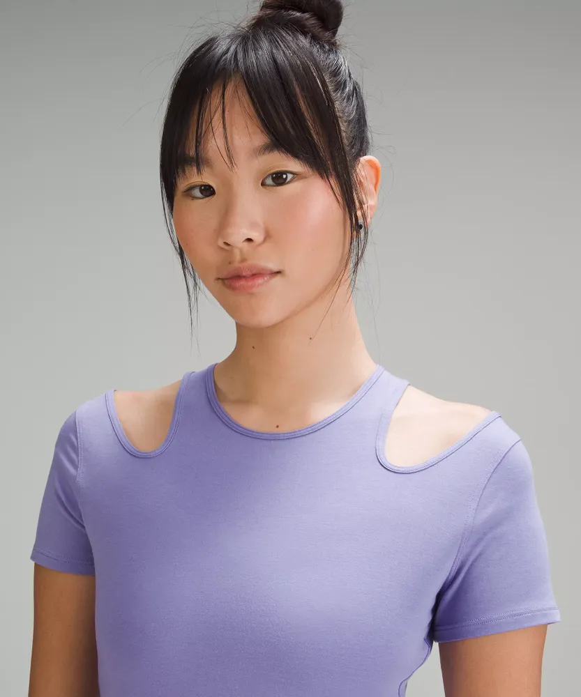 Lululemon athletica Shoulder Cut-Out Yoga T-Shirt, Women's Short Sleeve  Shirts & Tee's