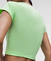 Swiftly Tech Cropped Short-Sleeve Shirt 2.0 | Women's Short Sleeve Shirts & Tee's