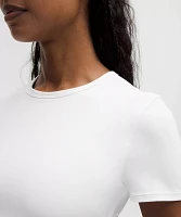 Tight-Fit Cropped Shelf-Bra T-Shirt *Light Support, B/C Cup | Women's Short Sleeve Shirts & Tee's