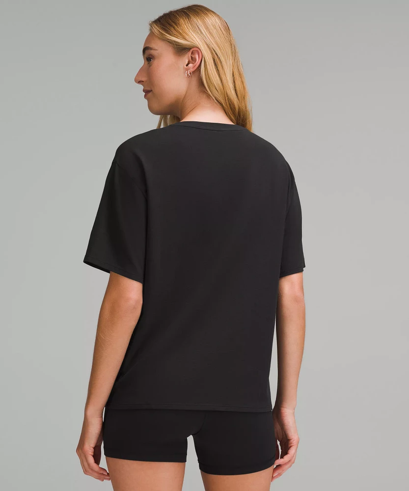 Twist-Front Oversized T-Shirt | Women's Short Sleeve Shirts & Tee's