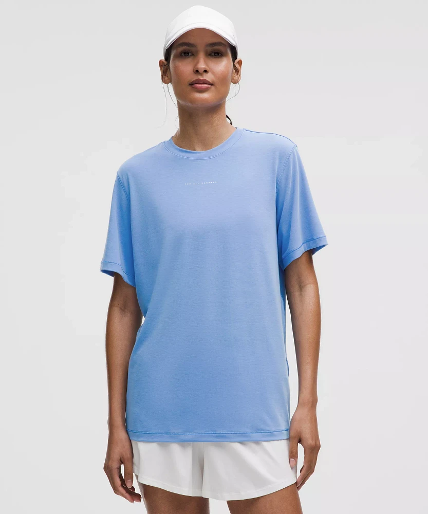 Jersey Training Short-Sleeve Shirt *Run Graphic | Women's Short Sleeve Shirts & Tee's