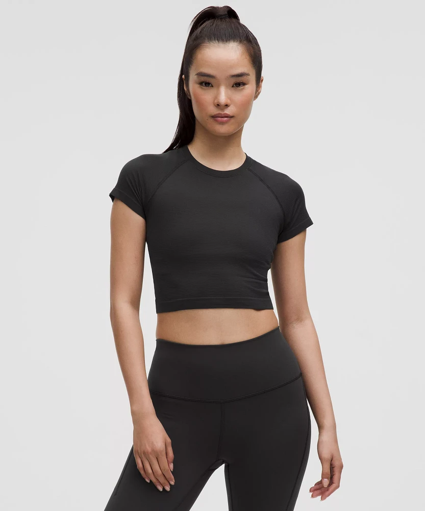 Swiftly Tech Cropped Short-Sleeve Shirt 2.0 | Women's Short Sleeve Shirts & Tee's