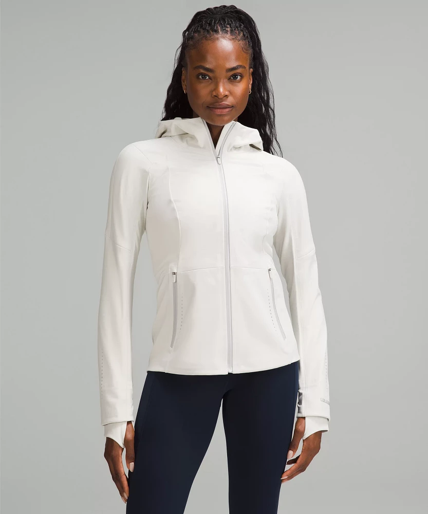 Women's Cross Chill Jacket | Coats & Jackets