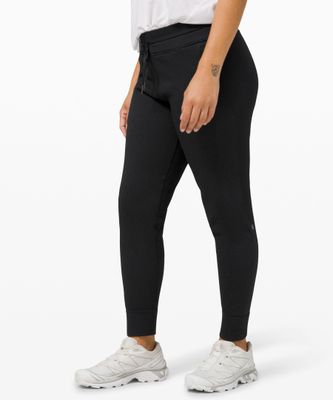 Engineered Warmth Jogger | Women's Pants