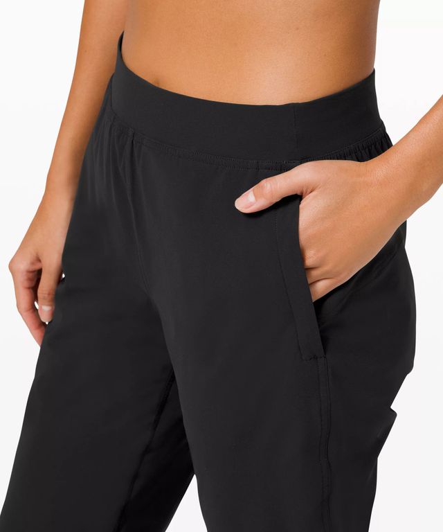 lululemon athletica, Pants & Jumpsuits, Euc Lululemon Engineered Warmth  Jogger Womens Size 2 Black