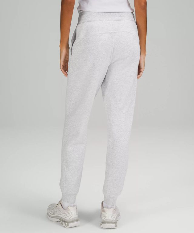 lululemon athletica, Pants & Jumpsuits, Lululemon Run On Crop Capris  Leggings Grey Marble Print Size 6 Raw Hem High Rise