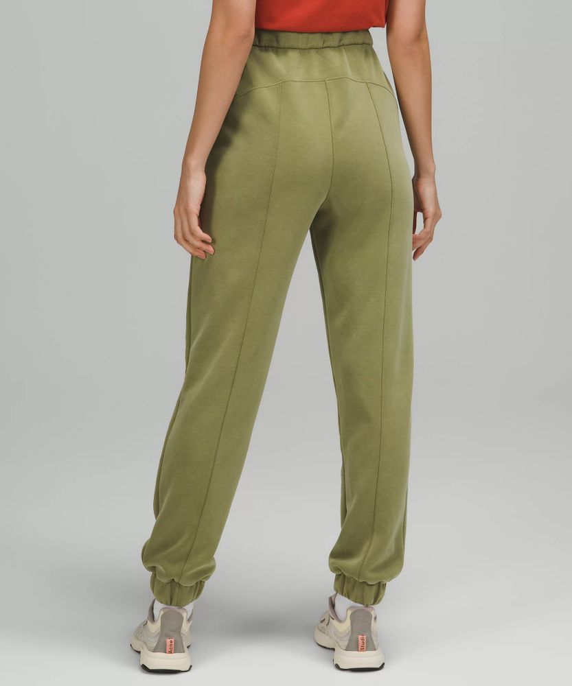 Softstreme Relaxed High-Rise Pant | Women's Joggers