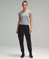 Lightweight Cargo Mid-Rise Hiking Pant | Women's Pants