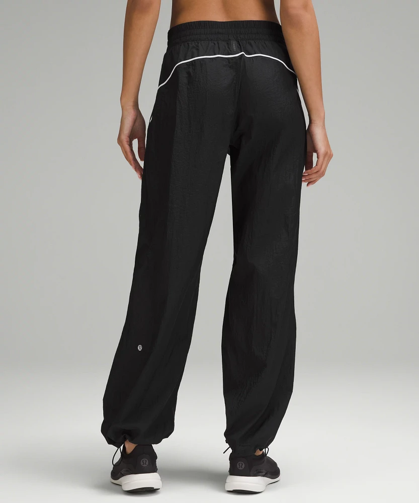 License to Train Mid-Rise Lightweight Jogger | Women's Joggers