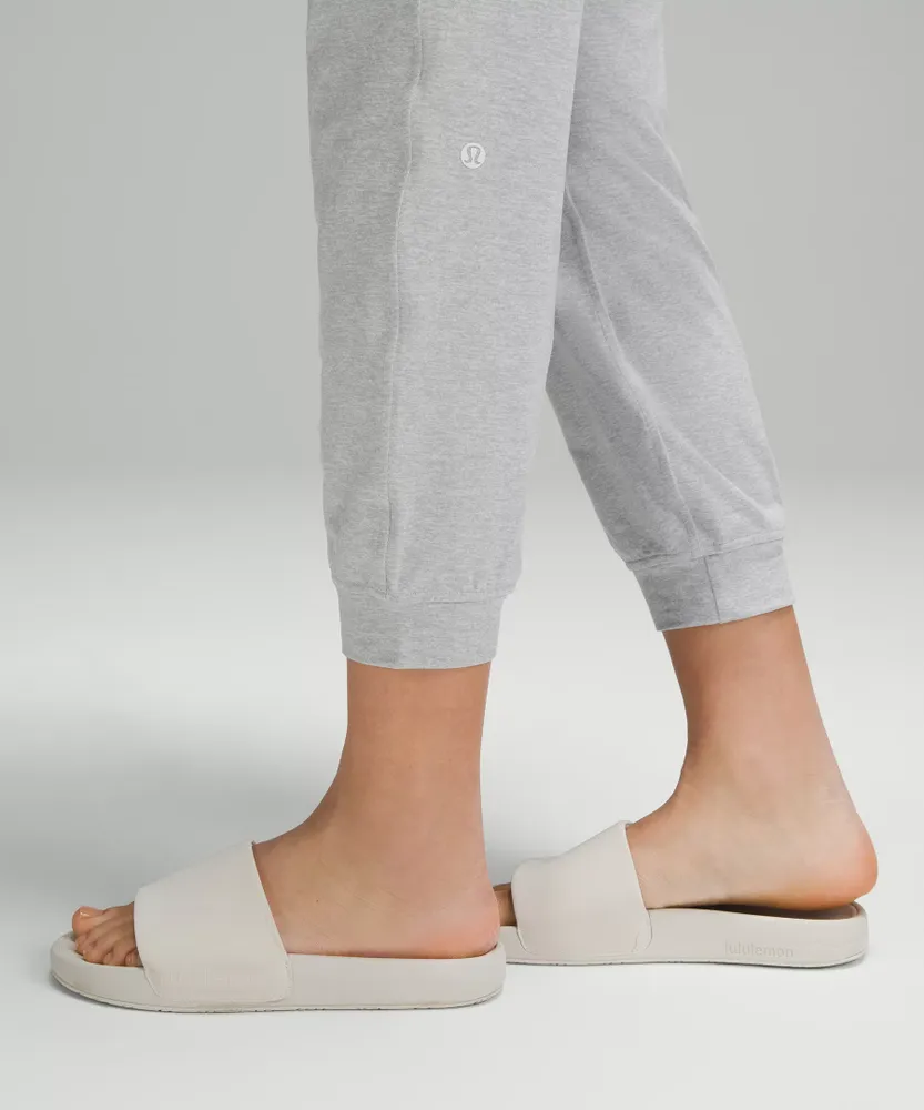 Soft Jersey Classic-Fit Mid-Rise Jogger | Women's Joggers
