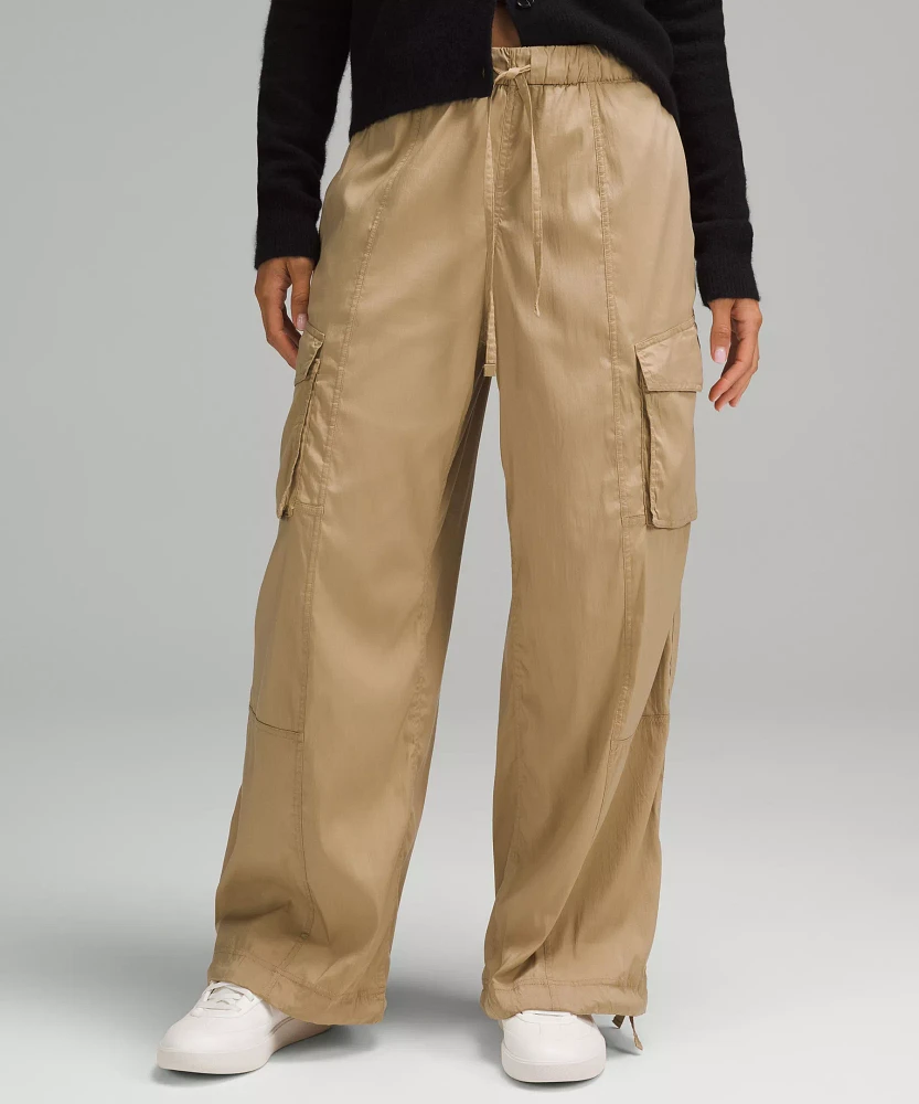 Lightweight Adjustable Mid-Rise Cargo Pant | Women's Pants