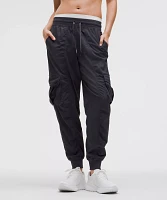 Dance Studio Relaxed-Fit Mid-Rise Cargo Jogger | Women's Joggers