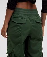 Dance Studio Relaxed-Fit Mid-Rise Cargo Jogger | Women's Joggers