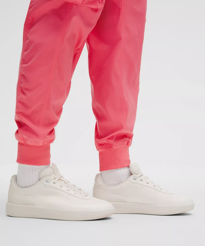 Dance Studio Relaxed-Fit Mid-Rise Cargo Jogger | Women's Joggers