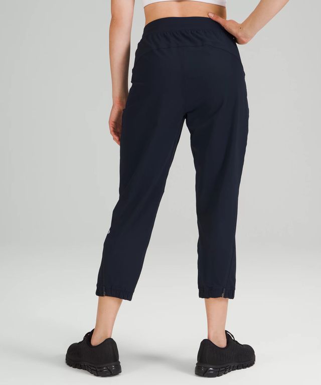 Lululemon athletica Throwback Gather and Crow High-Rise Crop 21