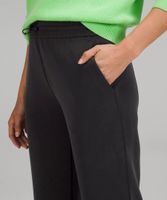 Softstreme High-Rise Straight-Leg Cropped Pant | Women's Capris