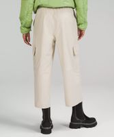 Light Utilitech Cargo Pocket High-Rise Cropped Pants | Women's Capris