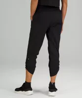 Dance Studio Mid-Rise Cropped Pant | Women's Capris