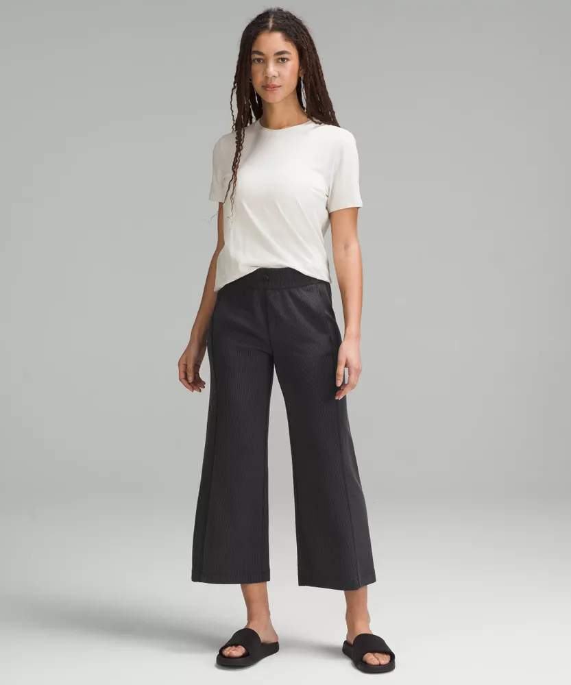 The Margot Kick-Flare Cropped Pants | Anthropologie Japan - Women's  Clothing, Accessories & Home