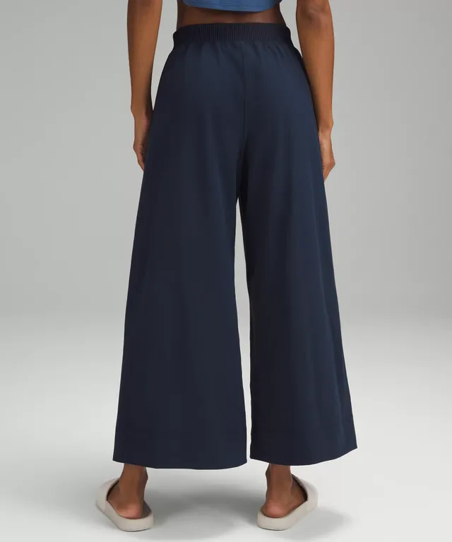 Lululemon Navy Blue Crop Pants Foldover Waistband 318