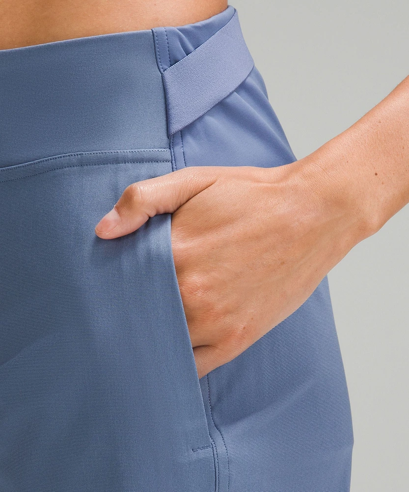 Warpstreme Multi-Pocket Mid-Rise Golf Crop 24" | Women's Capris
