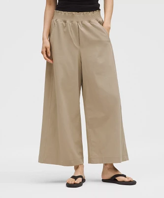 Stretch Woven Ruffle-Waist Wide-Leg Cropped Pant | Women's Capris